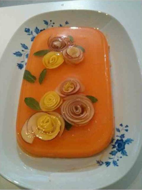 ژله گل رز سیب