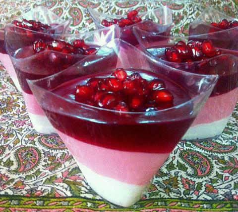 دسر سه لایه انار