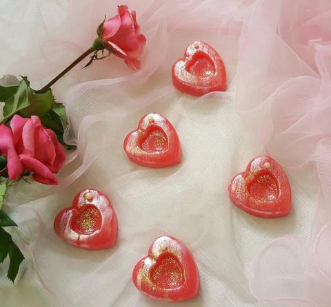 ژله توت فرنگی صدفی