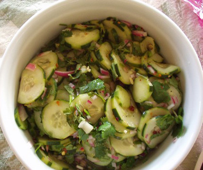 سالاد پیاز و گشنیز