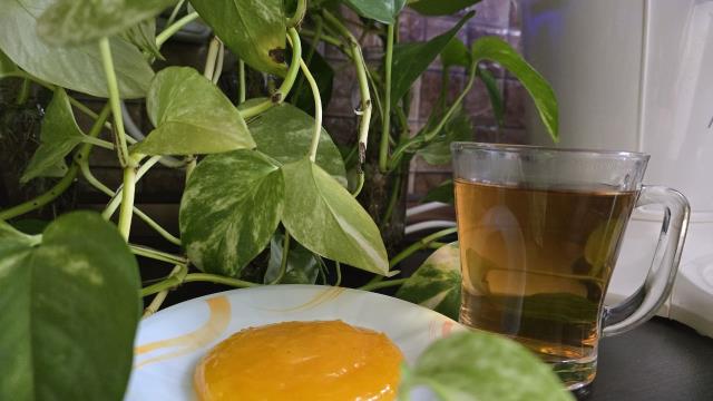 حلوا زرده همدان