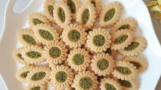شیرینی یاقوتی