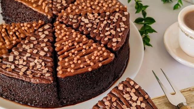 کیک خیس شکلاتی مخصوص