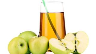 آب سیب موثرترین راه درمان کم آبی کودکان