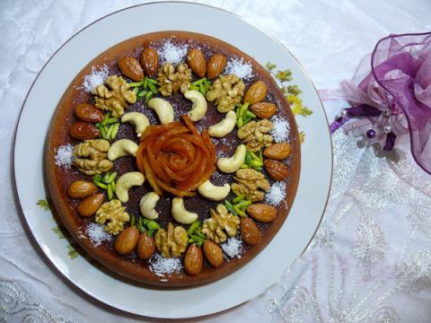 طرز تهیه کیک آجیلی