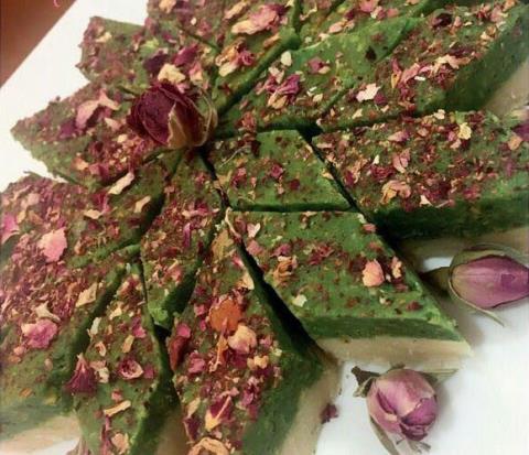 لوز شیرعسلی