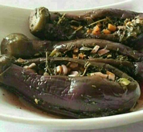 ترشی بادمجان شکم پُر؛ ساده و خوشمزه