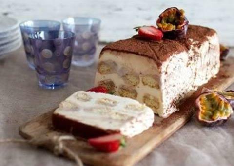 بستنی تیرامیسو بدون تخم مرغ
