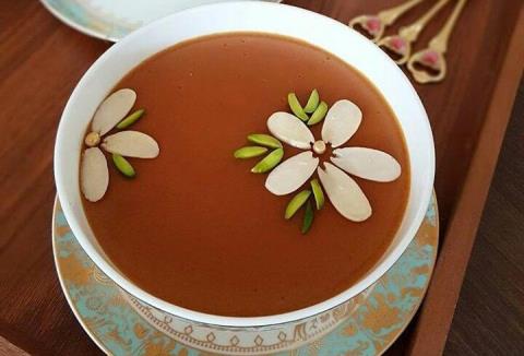 فرنی با شیره خرما