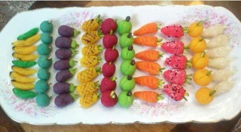 شیرینی میوه ای