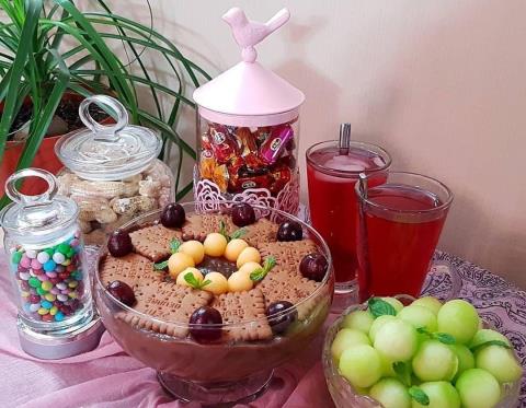 کیک یخچالی موز و شکلات