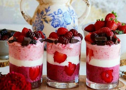 شاتوت فرنگی بستنی