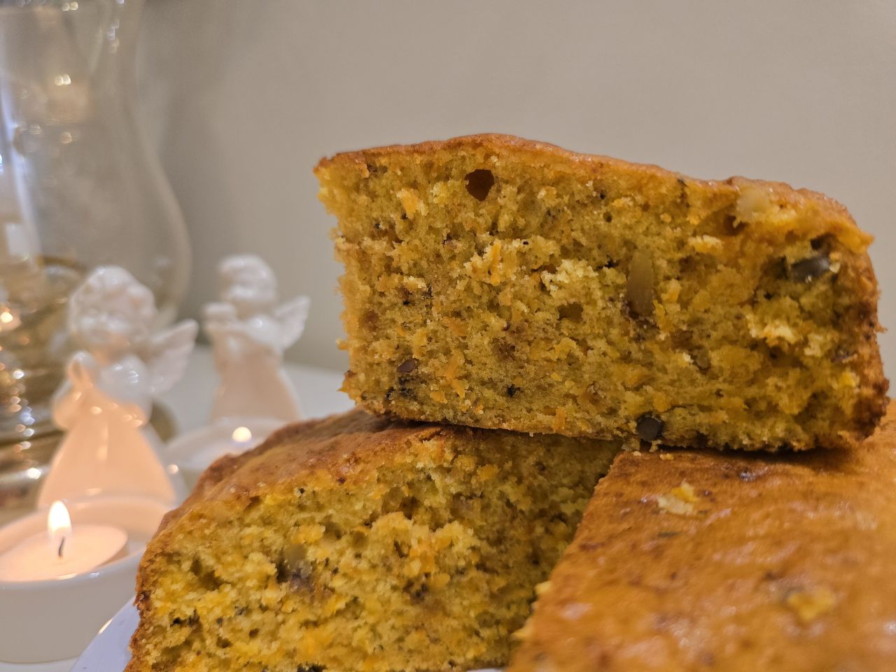 کیک هویج و گردو کافه ای