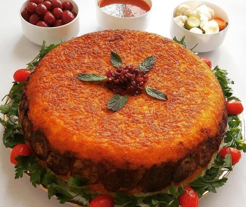 ته چین مرغ و بادمجان