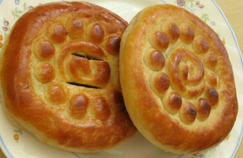کلوچه خرما و گردو
