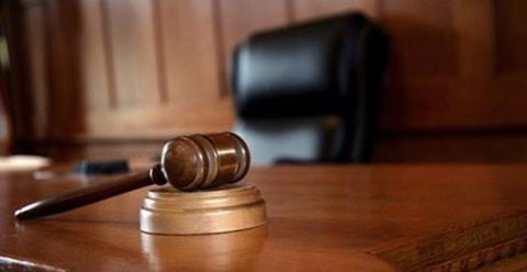 آیا این پیرزن سارق را می شناسید؟