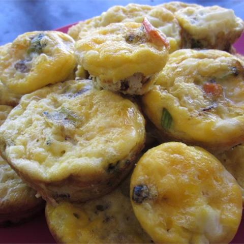 یک صبحانه متفاوت و خوشمزه با تخم مرغ و کالباس!!!