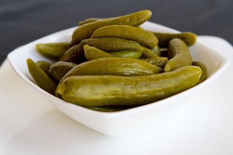 طرز تهیه خیارشور یک روزه