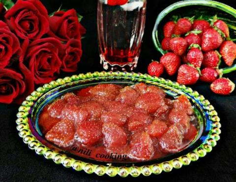مربا و شربت توت فرنگی