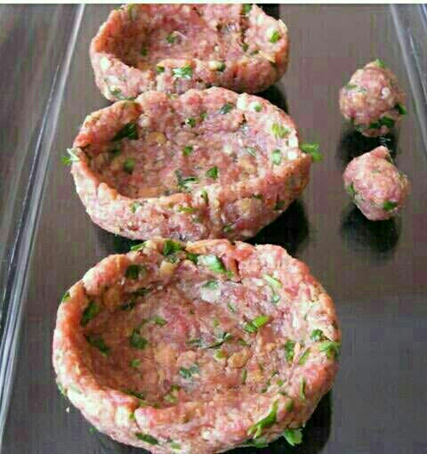 کاسه گوشتی 