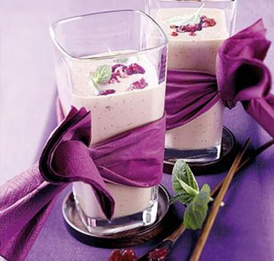 اسموتی توت‌فرنگی و موز