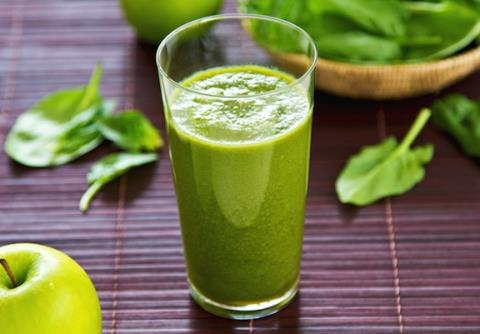 اسموتی سیب سبز و اسفناج